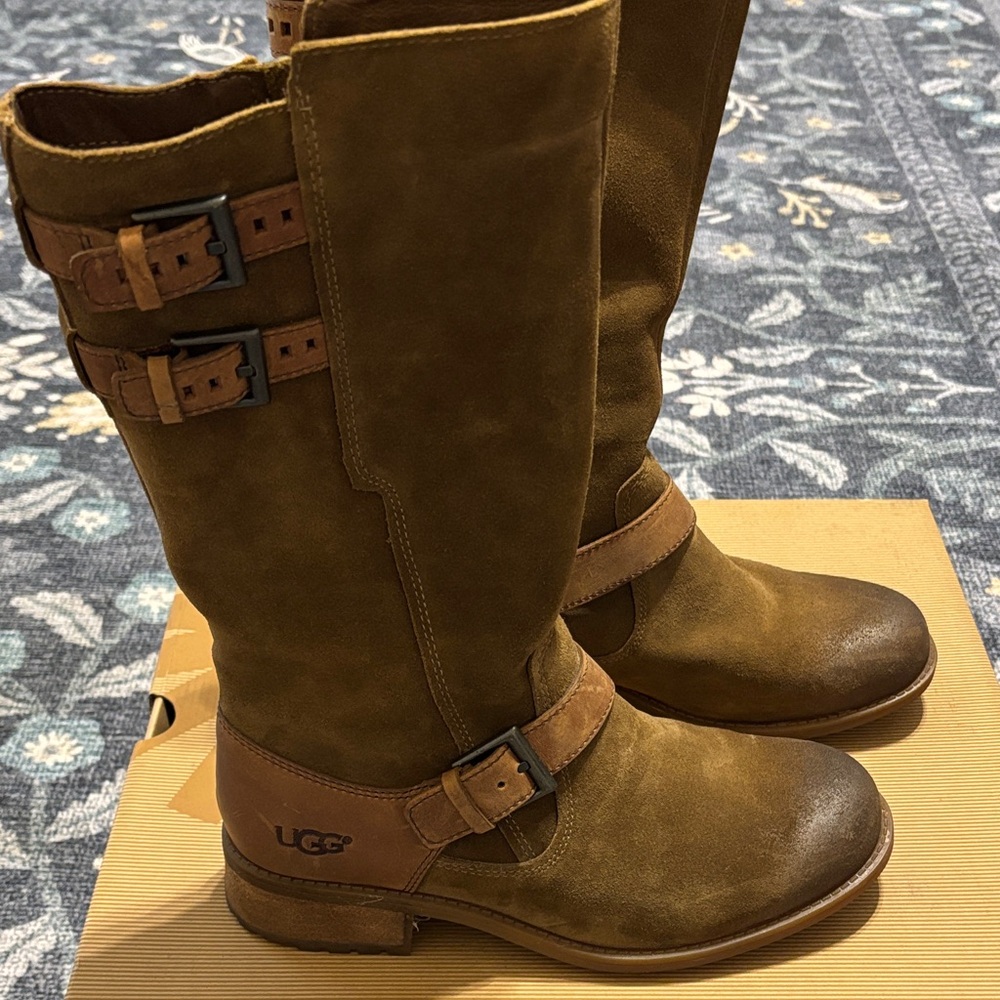 UGG Women's Everglayde Boots